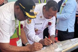 Gubernur Papua Selatan meresmikan pembangkit listrik tenaga biogas