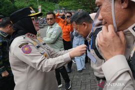 Retret Pemkot Ke dari di Kebun Raya