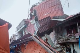 Puluhan rumah warga di Kerinci rusak berat akibat disapu angin puting beliung