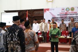 FPKkecamatan se-Kota Pontianak resmi dikukuhkan, wali kota ajak jaga keharmonisan