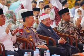 Hadiri Haul Ponpes Buntet, Kapolri: Polri dan ulama saling melengkapi