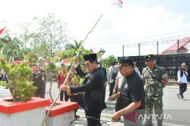 Pemkab Belitung Timur canangkan gerakan 10 ribu Bendera Merah Putih