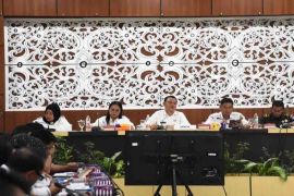 Masyarakat dan OPD di Kapuas diminta pasang bendera merah putih sambut HUT RI
