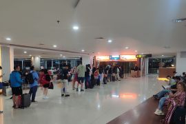 Bandara Bali: Penerbangan kembali normal usai erupsi dua gunung