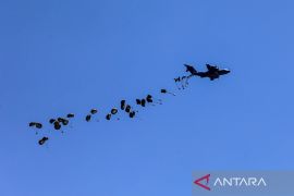 Gaza desak bantuan lewat udara disetop karena timbulkan korban jiwa