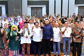 Wako Fadly Amran tutup Mubes dan Reuni Akbar Alumni Lintas Angkatan SMP Negeri 2 Padang