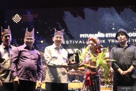 Pemkot Bukittinggi sukseskan pagelaran seni Kemenbud "Pitunang Ethngroove"