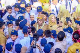 Wali Kota Banjarbaru ingatkan siswa SMP 1 jaga akhlak guna bentuk karakter