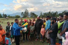 Pemkab perkuat peningkatan sarana olahraga empat distrik Jayawijaya