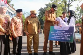 Bupati Banjar luncurkan program strategis pendidikan dan kesehatan