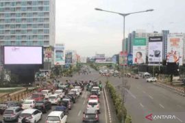 DPRD Kota Bekasi soroti marak reklame tak berizin