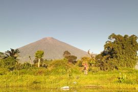 Porter dan masyarakat lokal jadi ujung tombak penyelamatan pendakian di Rinjani