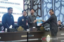 DPRD dan Pemkot Banjarmasin tetapkan aturan insentif investasi