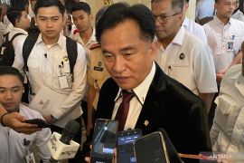 Diberi amnesti, Yusril sebut kasus Yulianus Paonganan terkait politik