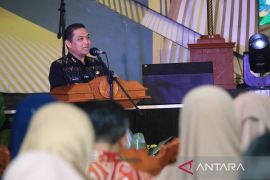 Pemprov Kalbar bersama OJK ajak anak-anak budayakan menabung