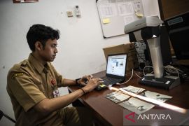 Dinas Arsip dan Perpustakaan Kota Semarang digitalisasi arsip, pengunjung bisa akses tanpa sentuh fisik