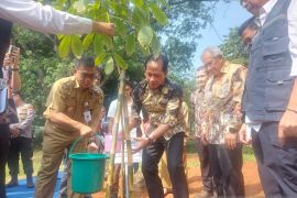 KLH wajibkan kawasan industri daerah miliki sistem pemantau kualitas udara