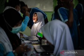 Indonesia includes leprosy screening in free health checks