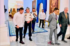 Seskab Teddy bagikan momen kedekatan dengan Komandan USSOCOM AS