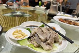 Berburu makanan halal di Tiongkok