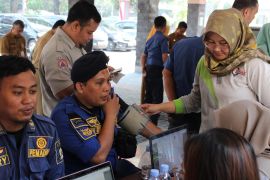 Personel BPBD Kota Tangerang jalani pemeriksaan kesehatan fisik