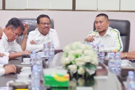 Bupati Labura ingin berdirinya cabang kampus di daerah