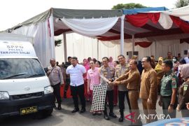 Kapoldasu bersama Wali Kota launching SPPG-MBG Polres Tanjungbalai