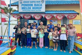 Disarpustaka Kapuas dukung penuh Pondok Baca Melek Huruf