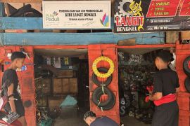 PLN UIP Sulawesi bantu KUBE warga di Bantaeng lewat Program TJSL