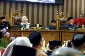 Eksekutif sampaikan jawaban atas pandangan umum DPRD