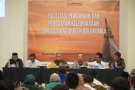 Bawaslu Sulsel tekankan penguatan kelembangaan usai Pemilu serentak