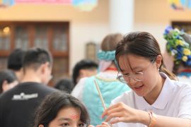 Kaum muda  anggota SCO berkumpul dalam Festival Pertukaran Budaya