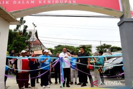 Gubernur Gorontalo tantang warga donor darah seribu kantong