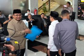 Mantan Menteri Agama Yaqut Cholil Qoumas tiba di Gedung KPK