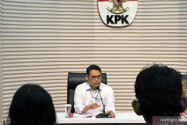 KPK tetapkan dua anggota DPR RI jadi tersangka kasus CSR BI