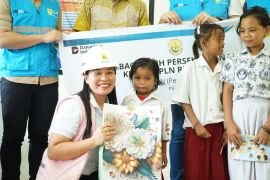 PLN hadirkan PLTS Atap untuk SDN 13 di Donggala Sulteng