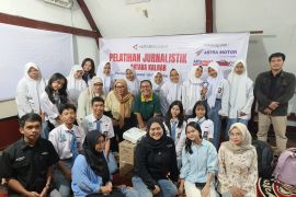 ANTARA Biro Kalbar gelar pelatihan Jurnalistik untuk pelajar dan komunitas