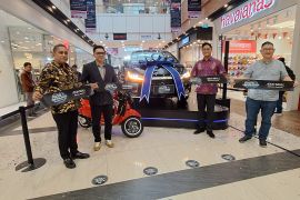 AEON MALL Sentul City berikan hadiah mobil listrik BYD M6