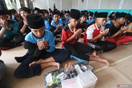 Aksi bergizi di pondok pesantren Kota Kediri