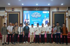 Schoters bekali mahasiswa Tabalong guna raih beasiswa dan kerja keluar negeri