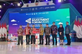 BSG serahkan kartu kredit Indonesia pada Pemda Sulut