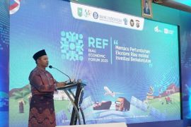 Riau Economic Forum 2025 Teken MoU USD 2,8 Miliar untuk Investasi Energi & Pangan
