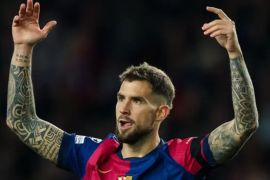 Barcelona resmi melepas bek veteran Inigo Martinez