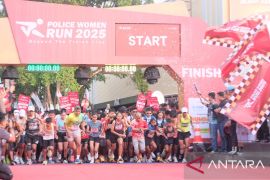 Diikuti ribuan pelari, Polresta Bukittinggi sukses gelar Police Women Run 2025
