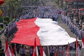 Semarak kirab bendera merah putih di Temanggung