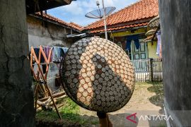 Produksi opak terkendala cuaca