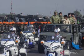 TNI commanders must lead from frontline: President Prabowo