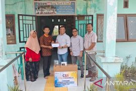 PTPN IV Regional III "Memerdekakan" Puluhan Sekolah Terpencil Riau dari Belenggu Literasi Digital