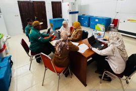 Dinkes Papua Barat-UNICEF data vaksinasi di Teluk Wondama