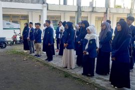 Dekan Fakultas Dakwah IAI Hamzanwadi NW Lepas 40 Mahasiswa PKL